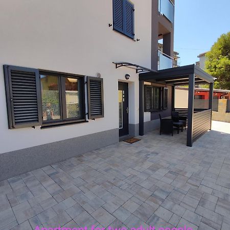 Apartments Seea Izola Esterno foto